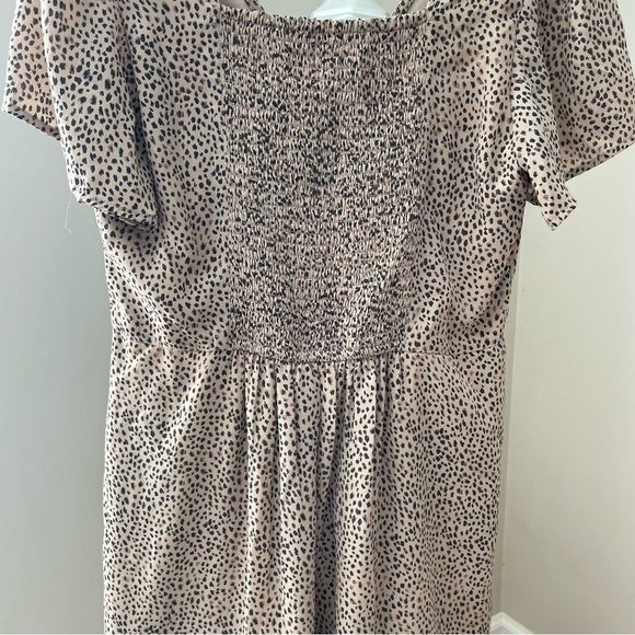 Abercrombie and Fitch Cheetah Print Flutter Sleeve Ruffle Hem Mini Dress Size L - Picture 9 of 10